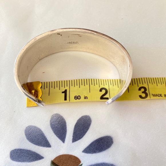 Beautiful vtg Mexican Alpaca silver cuff bracelet - Picture 5 of 7